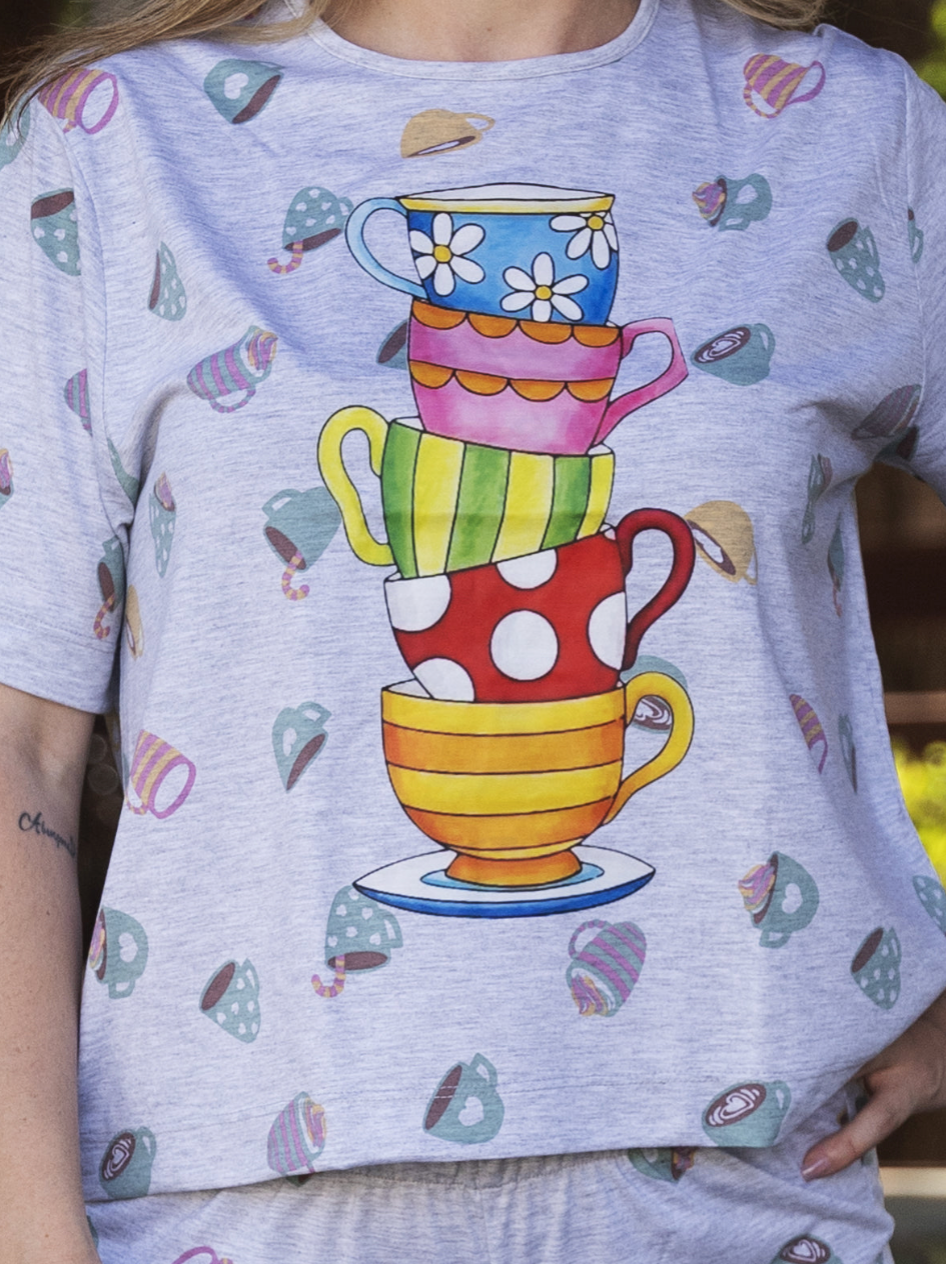 Pijama Feminino Shorts e Blusa Manga Curta - Malha Fria