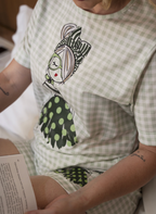 Pijama Curto Feminino com Blusa Manga Curta - Listrado