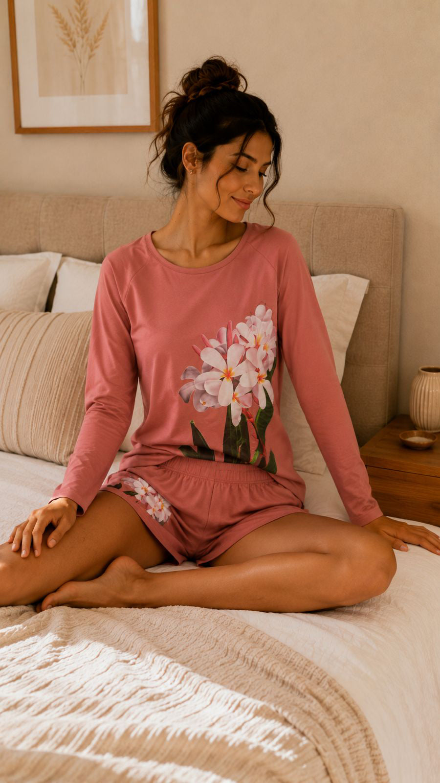 Pijama Curto Feminino com Blusa Manga Longa - Flores